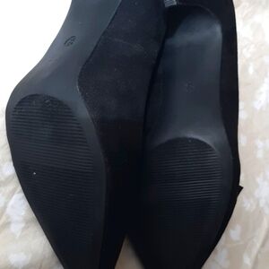 Heels NEW